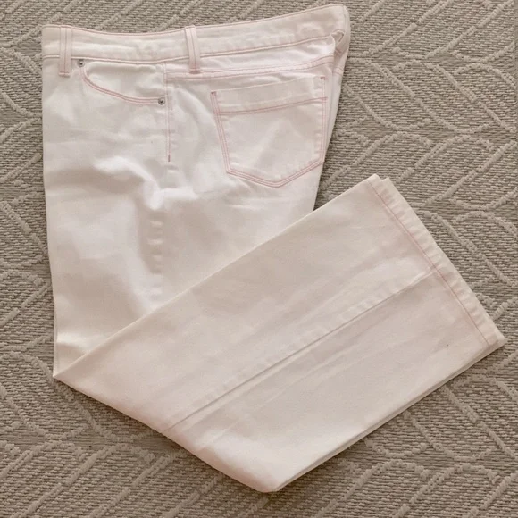 L.L. Bean White Jeans: Pink Stitching accents, Ribbon belt, Bootcut & Wider Leg - Picture 2 of 12